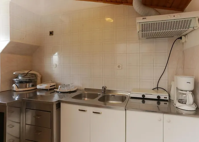 莱帕德美景公寓 3*