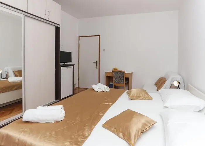 招待所 莱帕德美景公寓 杜布罗夫尼克